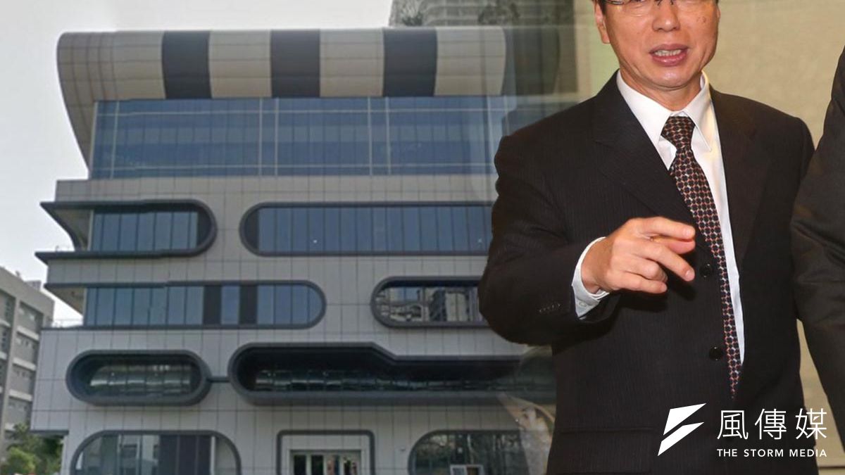 台北市廉政委員會表示,李述德在台北市祕書長任內決定讓三創園區以《促參法》執行,造成北市府的損失。(吳逸驊攝/鄭力緯合成) 台北市廉政委員會表示,李述德在台北市祕書長任內決定讓三創園區以《促參法》執行,造成北市府的損失。(吳逸驊攝/鄭力緯合成)