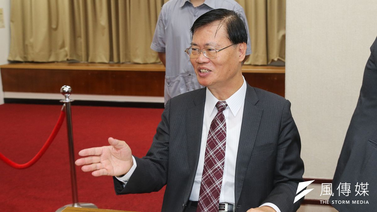 金管會主委丁克華請辭,代表專業式微、一切政治是問.(陳明仁攝) 金管會主委丁克華請辭,代表專業式微、一切政治是問.(陳明仁攝)