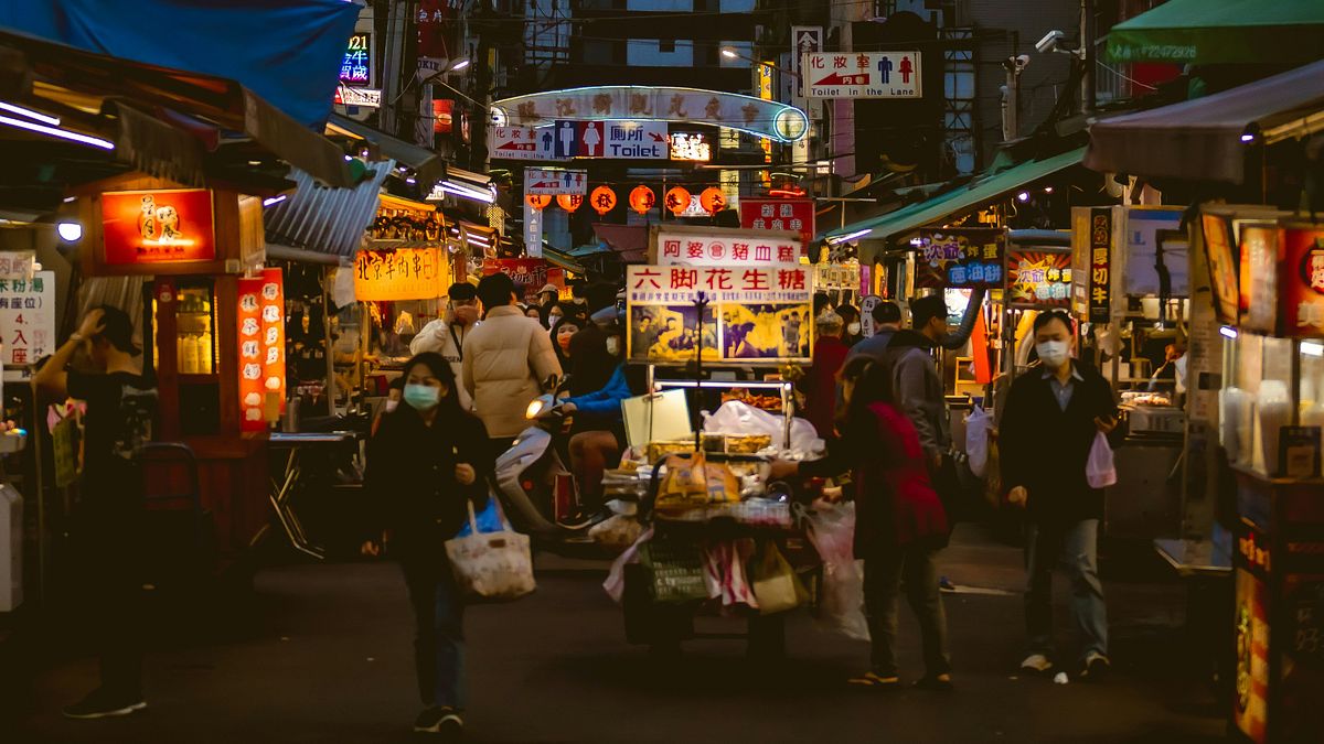 不是炸雞排、鯛魚燒!網友點名夜市「3美食」CP值最低:一包竟喊價1200元