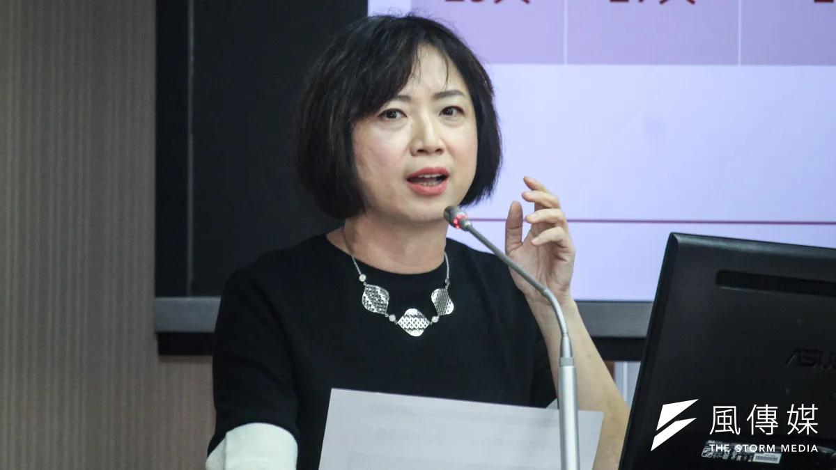 何欣純(圖)無端捲入「同居爭端」嚴詞回嗆王定宇,網路聲量跟著爆衝。(資料照,蔡親傑攝)