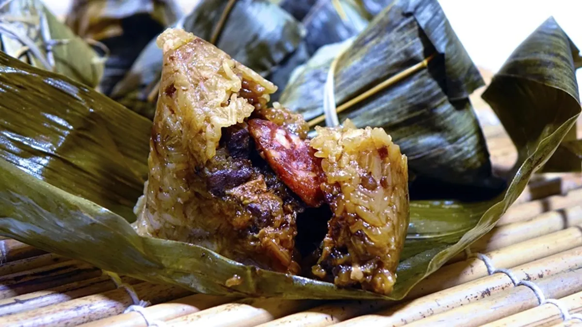 端午節餐桌上不可少的粽子,網友最喜歡的種類與內餡有哪些呢?(示意圖/取自Pixabay) 端午節餐桌上不可少的粽子,網友最喜歡的種類與內餡有哪些呢?(示意圖/取自Pixabay)