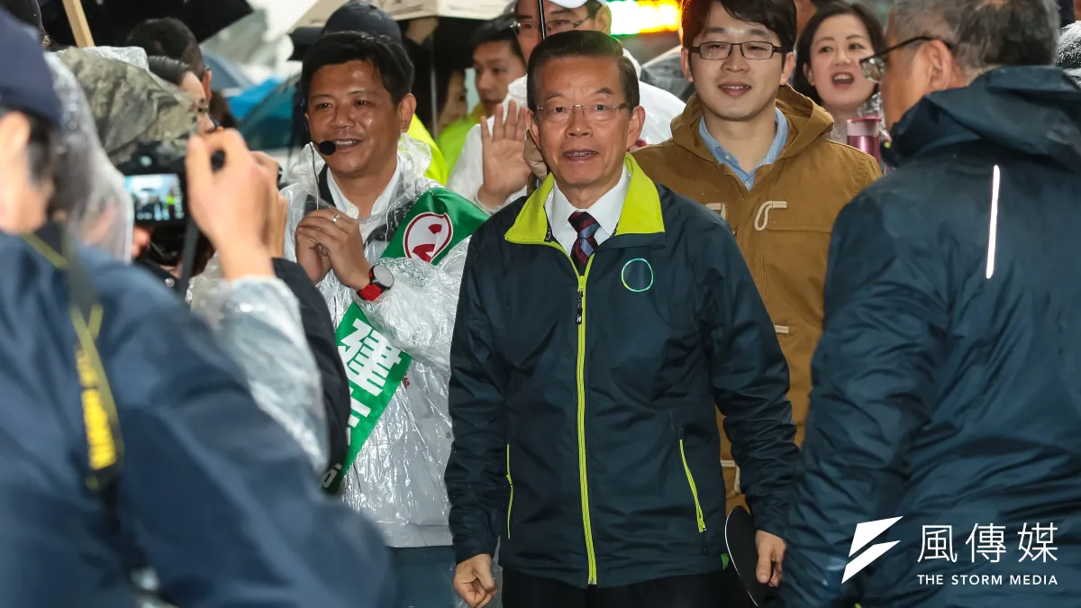 針對高雄市長陳菊新書,駐日代表謝長廷也還原當年場景。(顏麟宇攝)