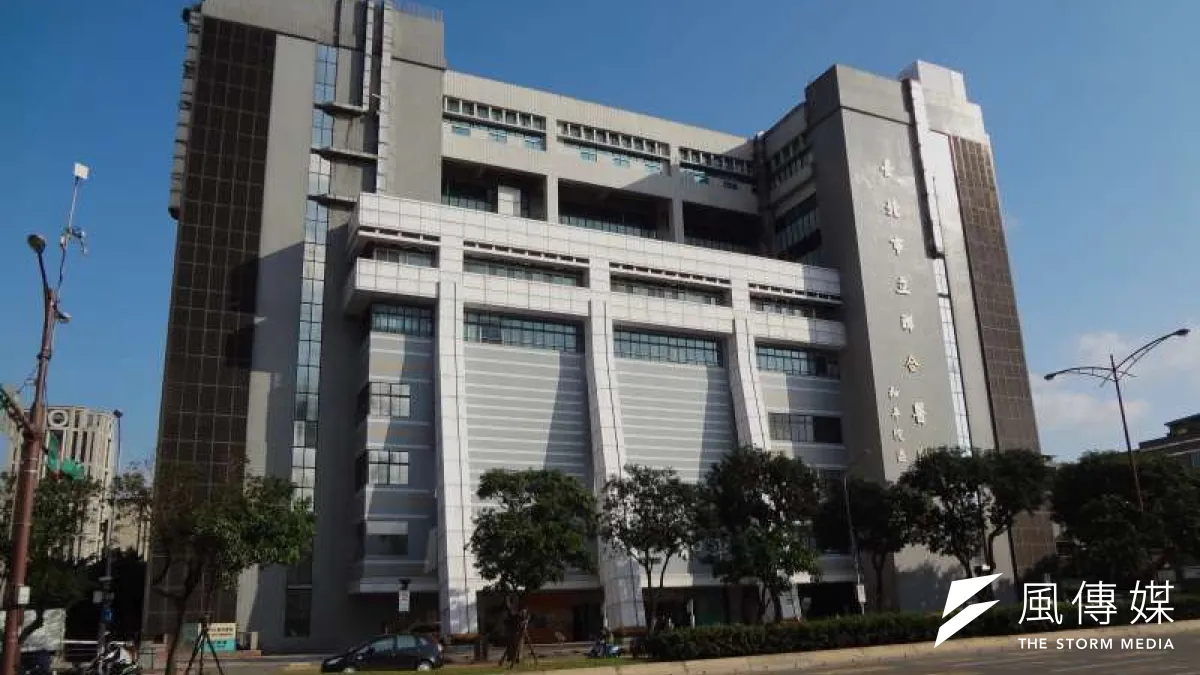 臺北市立和平醫院新增2名COVID-19確診病患,臺北市長柯文哲與指揮中心達成共識,下達「急診暫停營業」和「門診只接受已預約」2條命令。(圖/取自維基百科)