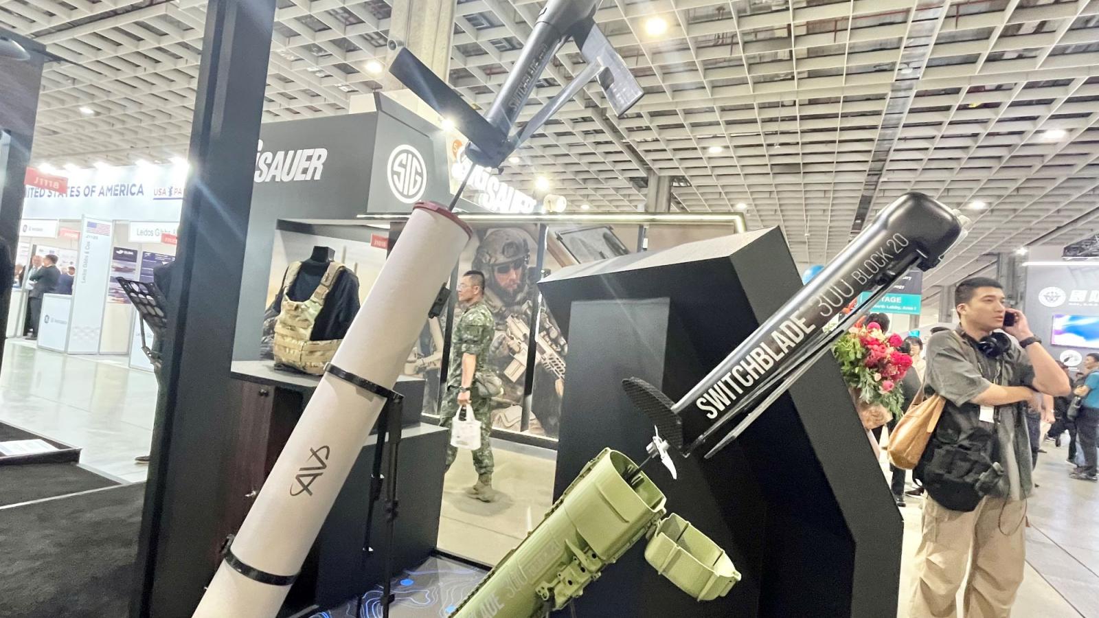 軍工解密》自殺無人機結合無人船!美軍工巨頭聯手雷虎打造「彈簧刀無人船」,台海不對稱作戰掀起巨浪?