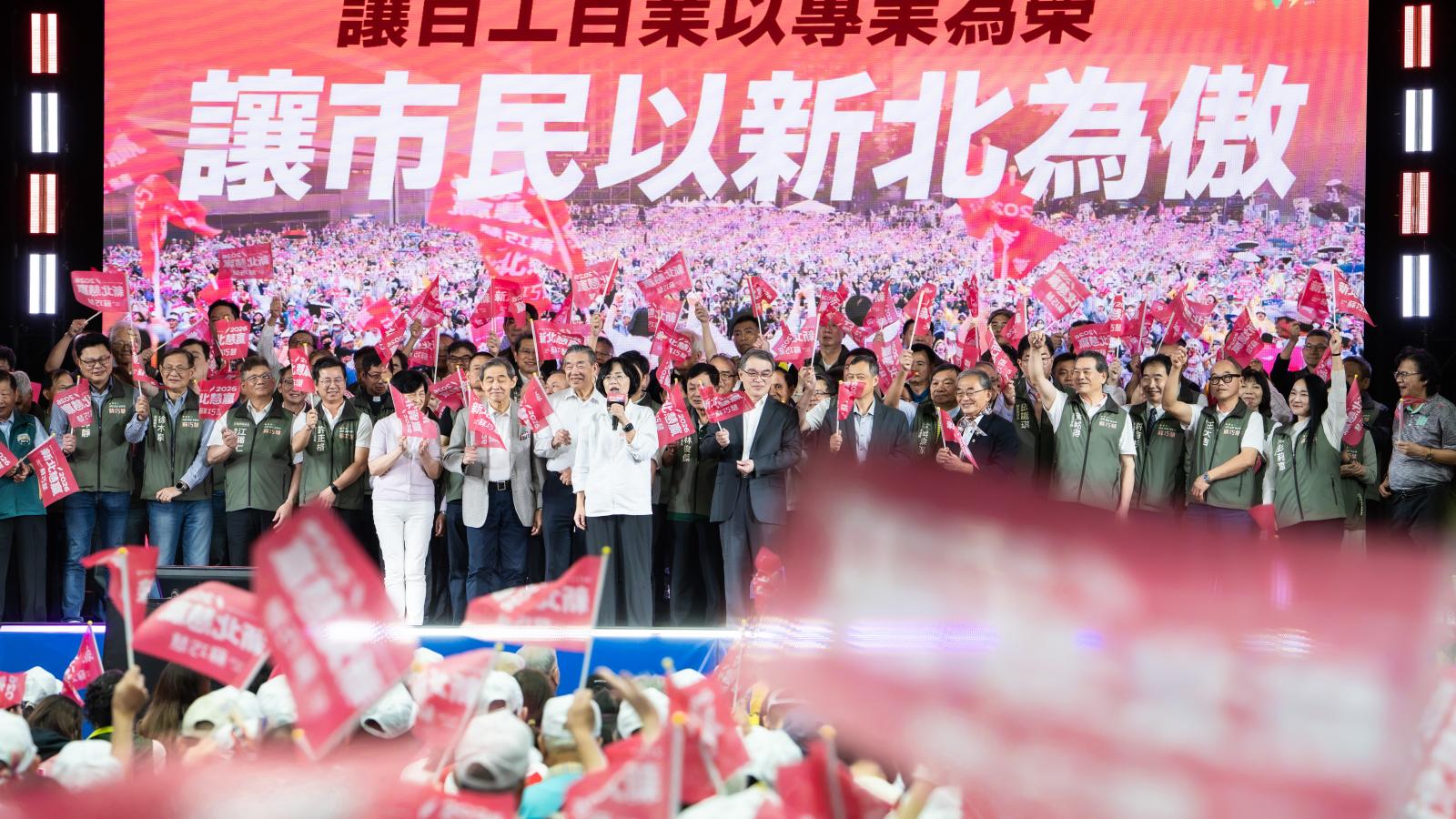 新北百工百業3千人集結挺蘇巧慧!謝金河首度站台力挺 沈榮津推產業升級
