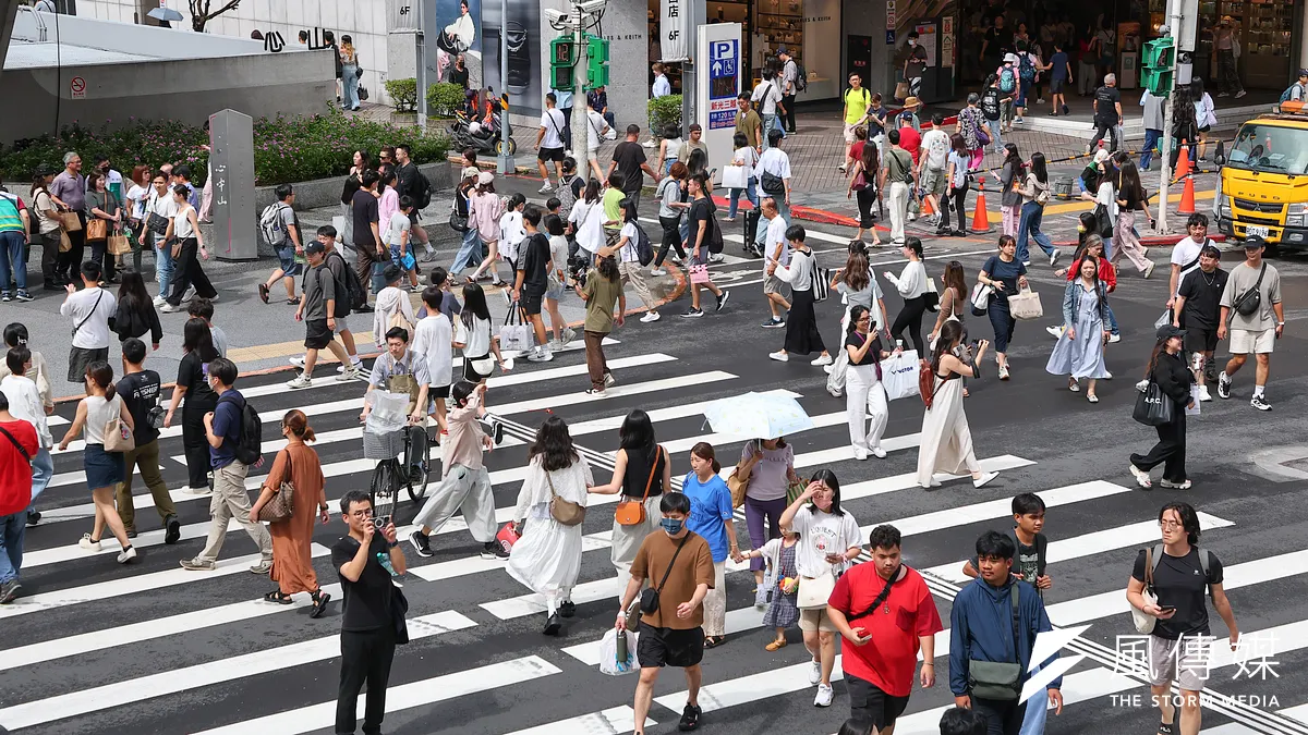 台北・中山駅前の大型横断歩道。(イメージ写真/顏麟宇撮影) 台北・中山駅前の大型横断歩道。(イメージ写真/顏麟宇撮影)