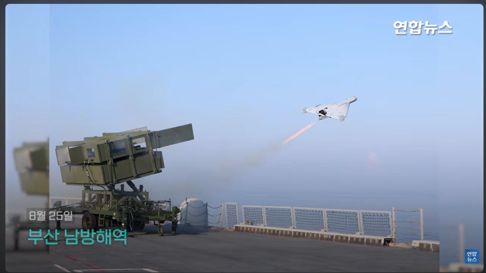 試射不足5秒即墜海!南韓國產自殺無人機演習滑鐵盧,專家質疑本土產業鏈太脆弱