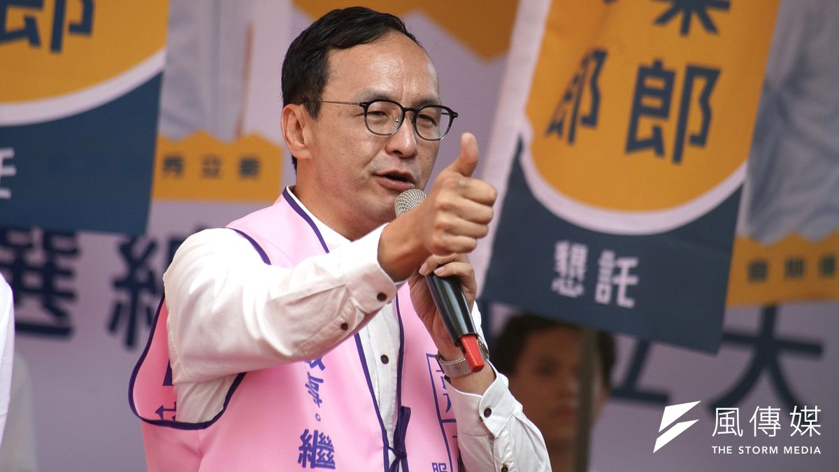 對於國民黨不分區立委名單爭議,前新北市長朱立倫(見圖)認為,這份名單和民意相差甚遠,讓周遭朋友都「幹聲連連」。(盧逸峰攝) 對於國民黨不分區立委名單爭議,前新北市長朱立倫(見圖)認為,這份名單和民意相差甚遠,讓周遭朋友都「幹聲連連」。(盧逸峰攝)