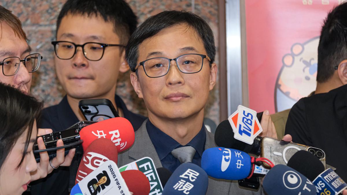 棄車保帥?被黃國昌爆料「本周五下台」 食藥署長姜至剛回應了