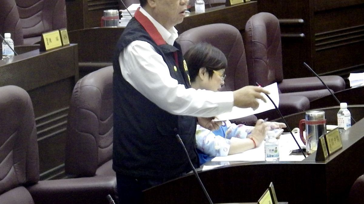 僅剩「倒茶水」功能 議員閻中傑籲裁撤桃園航空城公司 僅剩「倒茶水」功能 議員閻中傑籲裁撤桃園航空城公司