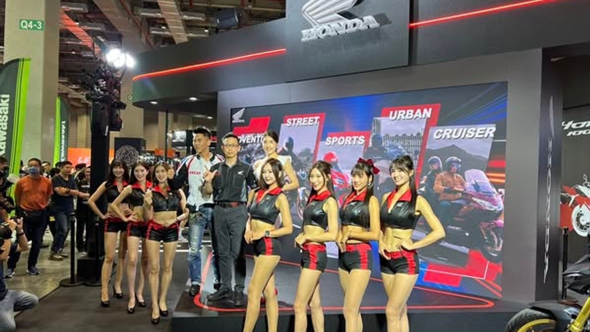 Honda CB1000 Hornet SP 熱血登場重型機車展 柯有倫驚喜現身助陣 Honda CB1000 Hornet SP 熱血登場重型機車展 柯有倫驚喜現身助陣