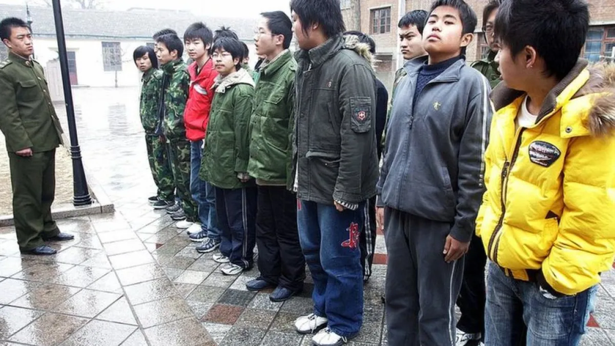 一些花季少年死在號稱「軍事化管理」的戒網癮學校(BBC中文網)