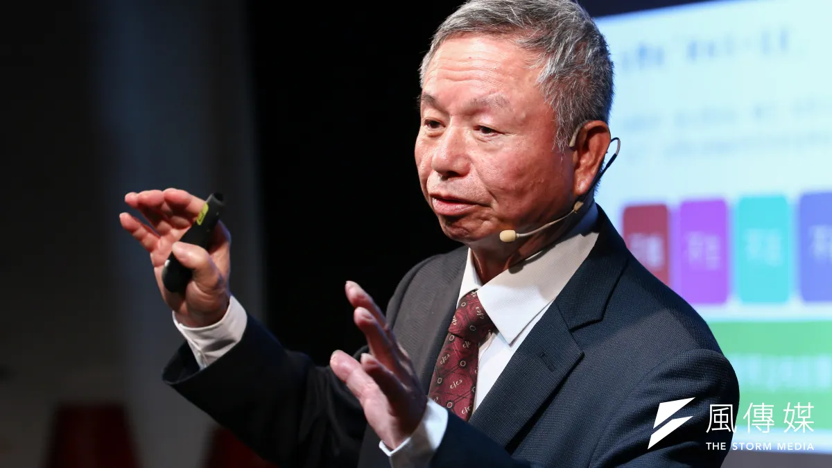中央流行疫情指揮中心指揮官陳時中日前表示,將挑戰調漲健保費率的艱難任務。對此,前衛生署長楊志良(見圖)表示,佩服陳時中在這時候調整費率。(資料照,蔡親傑攝)