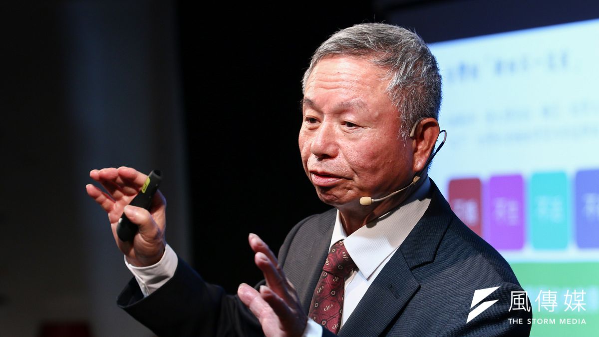 中央流行疫情指揮中心指揮官陳時中日前表示,將挑戰調漲健保費率的艱難任務。對此,前衛生署長楊志良(見圖)表示,佩服陳時中在這時候調整費率。(資料照,蔡親傑攝) 中央流行疫情指揮中心指揮官陳時中日前表示,將挑戰調漲健保費率的艱難任務。對此,前衛生署長楊志良(見圖)表示,佩服陳時中在這時候調整費率。(資料照,蔡親傑攝)