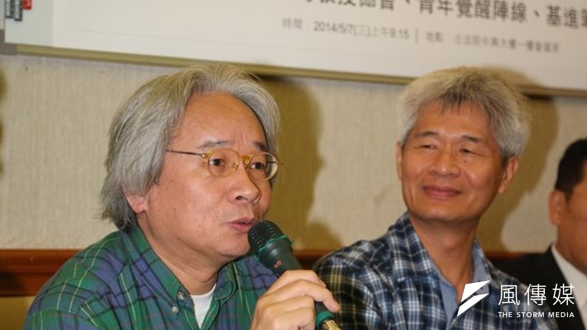 民進黨台北市長在野整合民調,柯文哲確定出線,另一位無黨籍參選人馮光遠13日批評柯文哲的「藍綠惡鬥」論述,也是很粗魯的扣帽子。(資料照片,余志偉攝) 民進黨台北市長在野整合民調,柯文哲確定出線,另一位無黨籍參選人馮光遠13日批評柯文哲的「藍綠惡鬥」論述,也是很粗魯的扣帽子。(資料照片,余志偉攝)