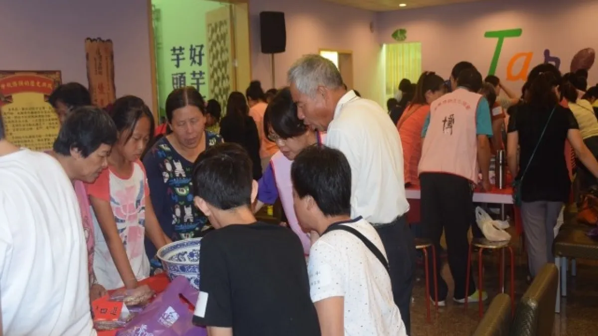大安中秋博餅王中王 近五百人參加爭博餅狀元