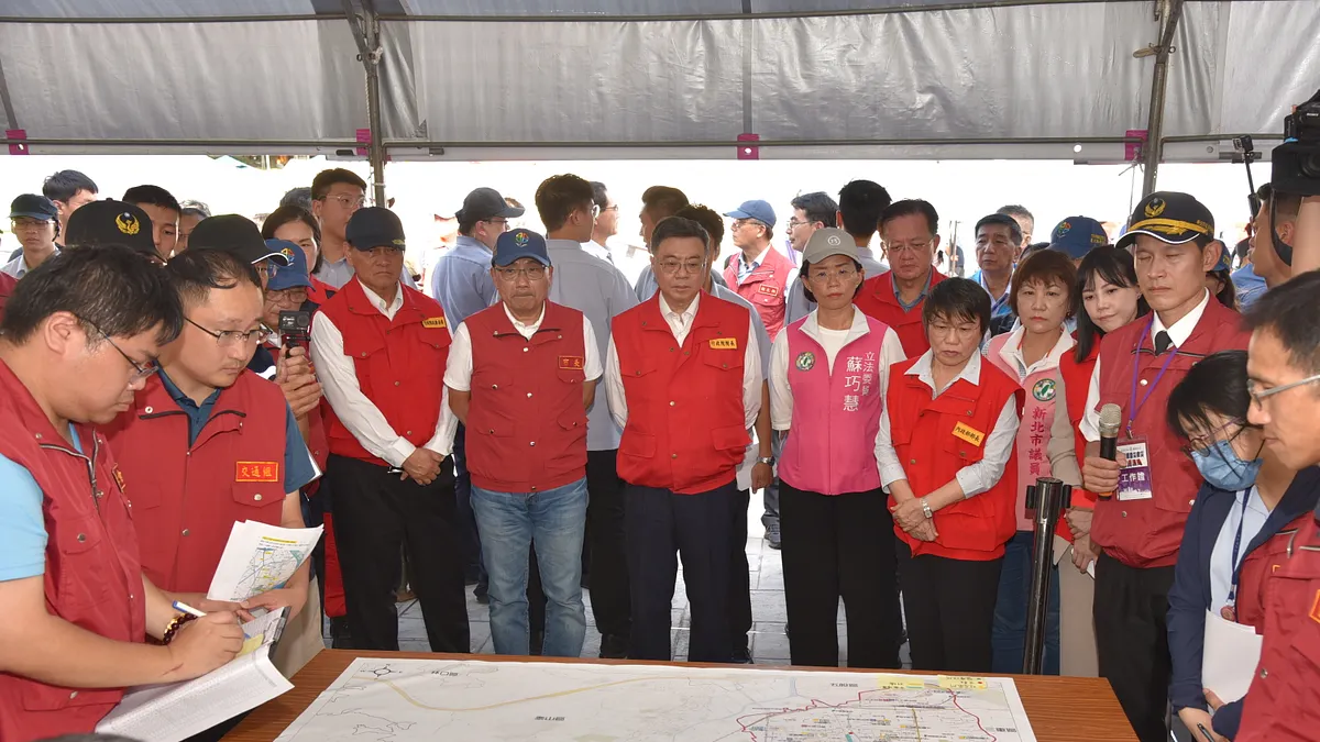 視導大規模震災人命搜救指管桌上推演。(圖/新北市政府) 視導大規模震災人命搜救指管桌上推演。(圖/新北市政府)