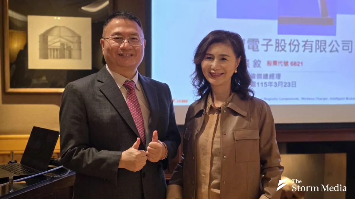 Lian Bao General Manager Tan Wei-jie (left) and Lian Bao President Tan Ming-zhu (right). (Photo by Wei Xin-yang)