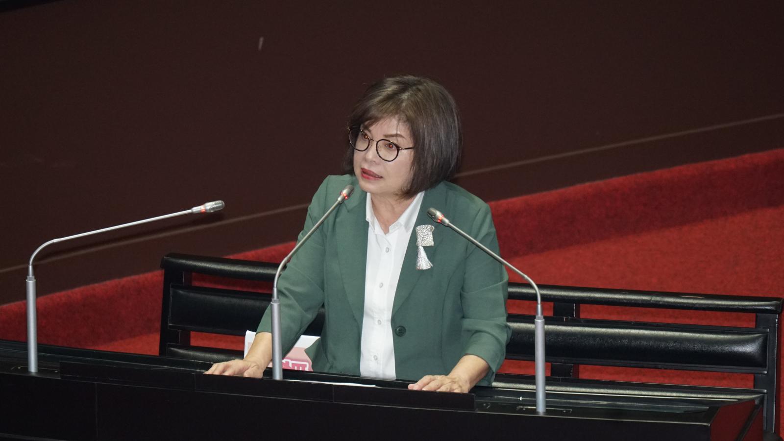 要賈永婕「穿得純樸」挨轟 賴惠員承認不妥:深感不安、將深刻檢討