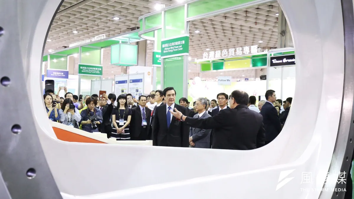 北市產業局籌組專業團隊,主動協助市民設置太陽光電發電設備。(資料照,林韶安攝)