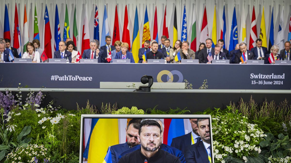 烏克蘭總統哲連斯基出席在瑞士舉行的「烏克蘭和平峰會」。(AP) 烏克蘭總統哲連斯基出席在瑞士舉行的「烏克蘭和平峰會」。(AP)