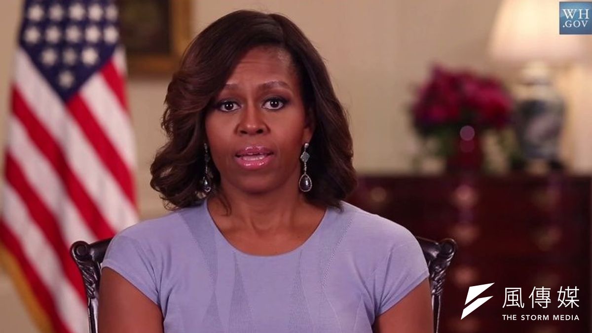 美國第一夫人蜜雪兒.歐巴馬10日發表演說,聲援奈國被擄女孩。(取自網路) 美國第一夫人蜜雪兒.歐巴馬10日發表演說,聲援奈國被擄女孩。(取自網路)