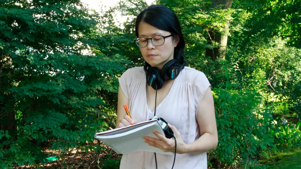 紀錄片《阿紫》導演吳郁瑩。(吳郁瑩提供)