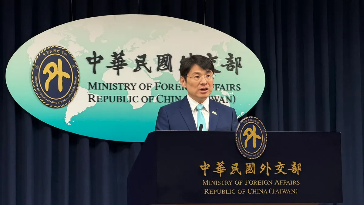 外交部發言人蕭光偉9日主持例行記者會並回應媒體提問。(鍾秉哲攝) 外交部發言人蕭光偉9日主持例行記者會並回應媒體提問。(鍾秉哲攝)