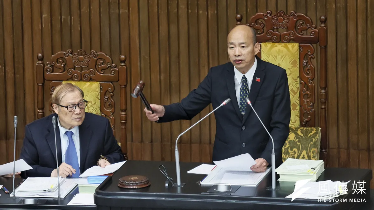 立法院長韓國瑜主持立法院院會,三讀通過《軍人待遇條例》修正草案。(柯承惠攝)