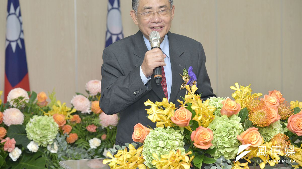 前臺南市副市長吳宗榮接任臺灣港務公司董事長,期望精進提升港務公司業務,朝全球卓越港埠集團的目標邁進。(圖/徐炳文攝) 前臺南市副市長吳宗榮接任臺灣港務公司董事長,期望精進提升港務公司業務,朝全球卓越港埠集團的目標邁進。(圖/徐炳文攝)