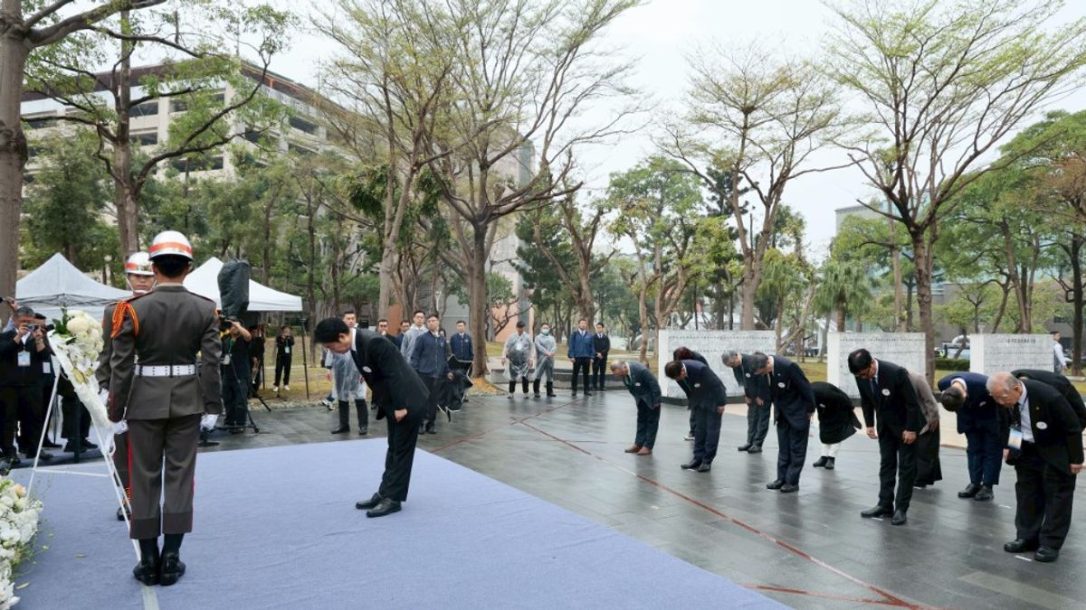 陪同賴清德出席二二八79週年中樞紀念 陳其邁直指威權迷霧:歷史可原諒,不能遺忘