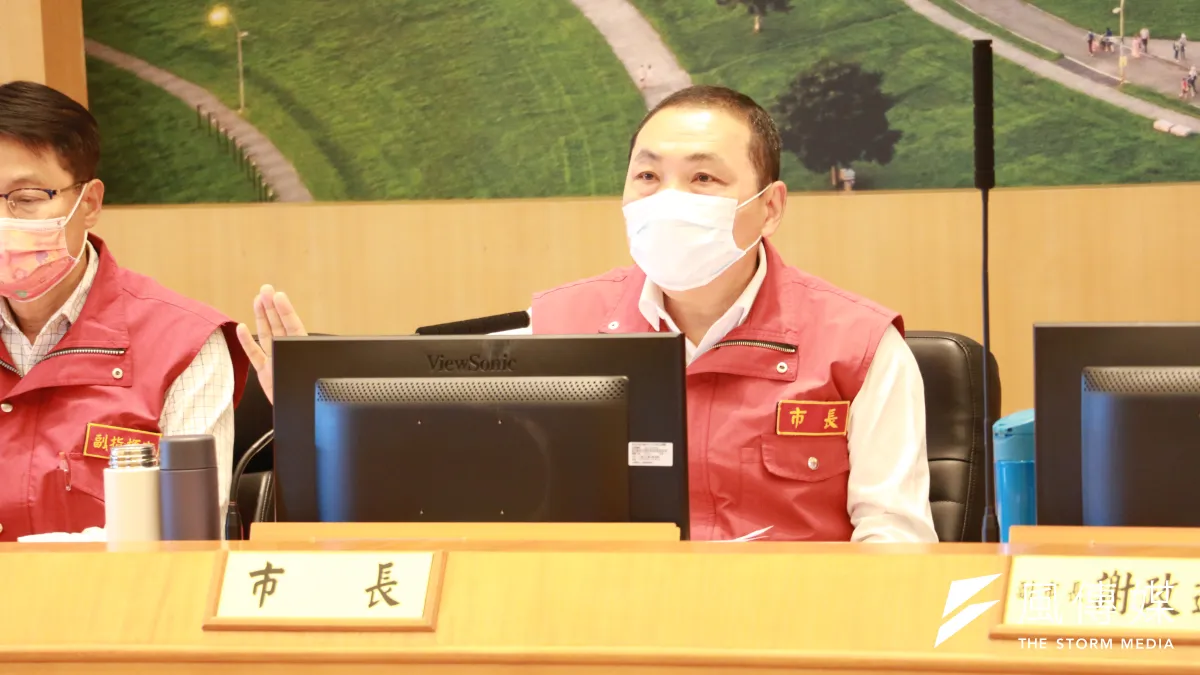 新北市長侯友宜強調,雙北是一級戰區,一級戰區對整個中央在統籌分配疫苗的時候要有戰略思維。(圖/李梅瑛)