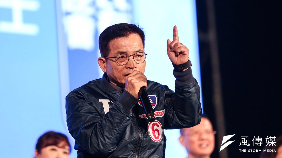 立法院1日舉行正、副院長選舉,國民黨卻疑似有人投錯票。對此,國民黨立委賴士葆(見圖)大嘆「黨團仍像一盤散沙」。(資料照,簡必丞攝) 立法院1日舉行正、副院長選舉,國民黨卻疑似有人投錯票。對此,國民黨立委賴士葆(見圖)大嘆「黨團仍像一盤散沙」。(資料照,簡必丞攝)