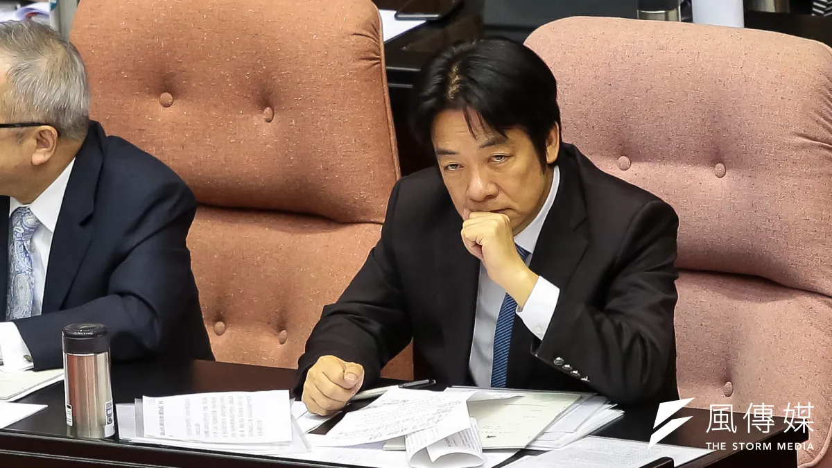 20181005-行政院長賴清德5日出席立院總質詢,並宣布深澳電廠可能停建。(顏麟宇攝)