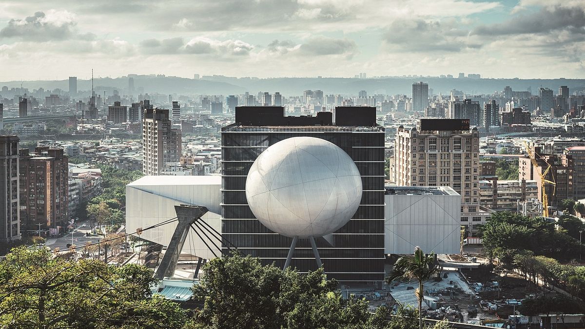 臺北表演藝術中心是備受期待的台北新地標,也是未來台北表演藝術的重要基地(圖/林軒朗) 臺北表演藝術中心是備受期待的台北新地標,也是未來台北表演藝術的重要基地(圖/林軒朗)