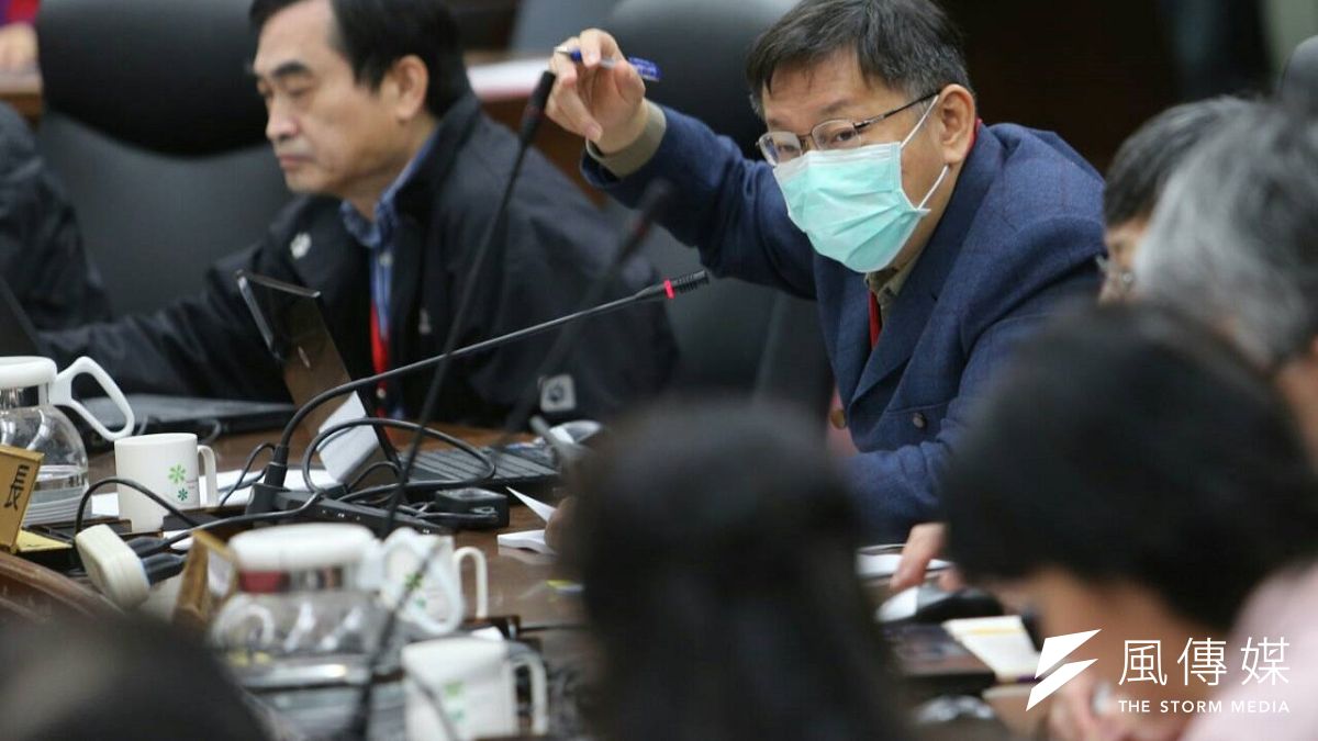 台北市長柯文哲25日表示,美河市案是否有弊交廉政委員會處理,他不會在這個案子上與日勝生決勝負。(蘇仲泓攝) 台北市長柯文哲25日表示,美河市案是否有弊交廉政委員會處理,他不會在這個案子上與日勝生決勝負。(蘇仲泓攝)