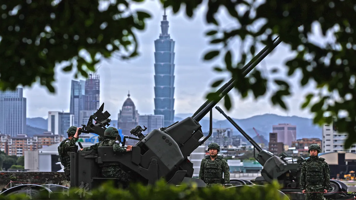 作者認為,如果兩岸軍力數量對比無以為繼,質量對比沒有優勢,台灣之盾建構完成遙遙無期?(取自軍聞社) 作者認為,如果兩岸軍力數量對比無以為繼,質量對比沒有優勢,台灣之盾建構完成遙遙無期?(取自軍聞社)