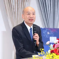 立法院長韓國瑜國慶致詞時脫稿演出,引發討論。(資料照,顏麟宇攝) 立法院長韓國瑜國慶致詞時脫稿演出,引發討論。(資料照,顏麟宇攝)