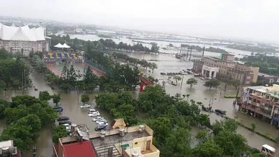 山竹強颱可能在周末襲台,14日東半部和南部可能會面臨大雨,行政院秘書長卓榮泰12日表示,會就823豪雨淹水經驗,預警性調度中央和地方相關機具,行政院會用最大權力做最大因應。(資料照,網友提供)