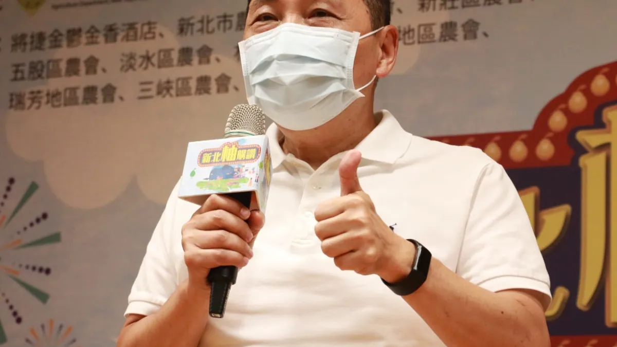 回應媒體關心何時會去領表登記,侯友宜回應,會照自己的選舉的節奏走,規劃好再給大家報告。(圖/李梅瑛攝)