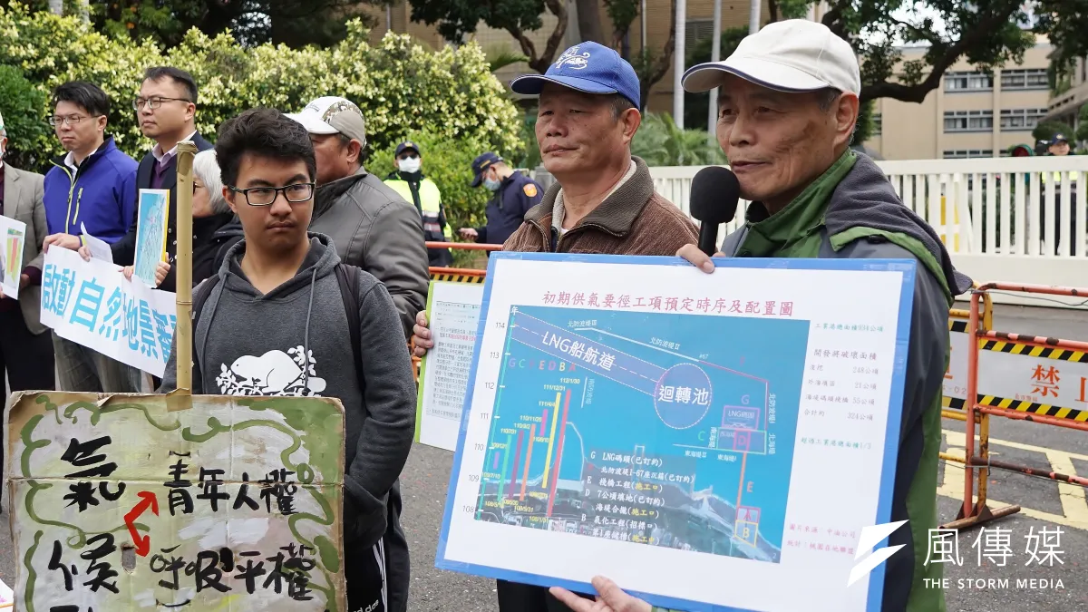 南鐵東移、觀新藻礁、社子島開發案等爭議許久的問題,其中一個癥結就是需要一個真正的聽證會。(資料照,盧逸峰攝)