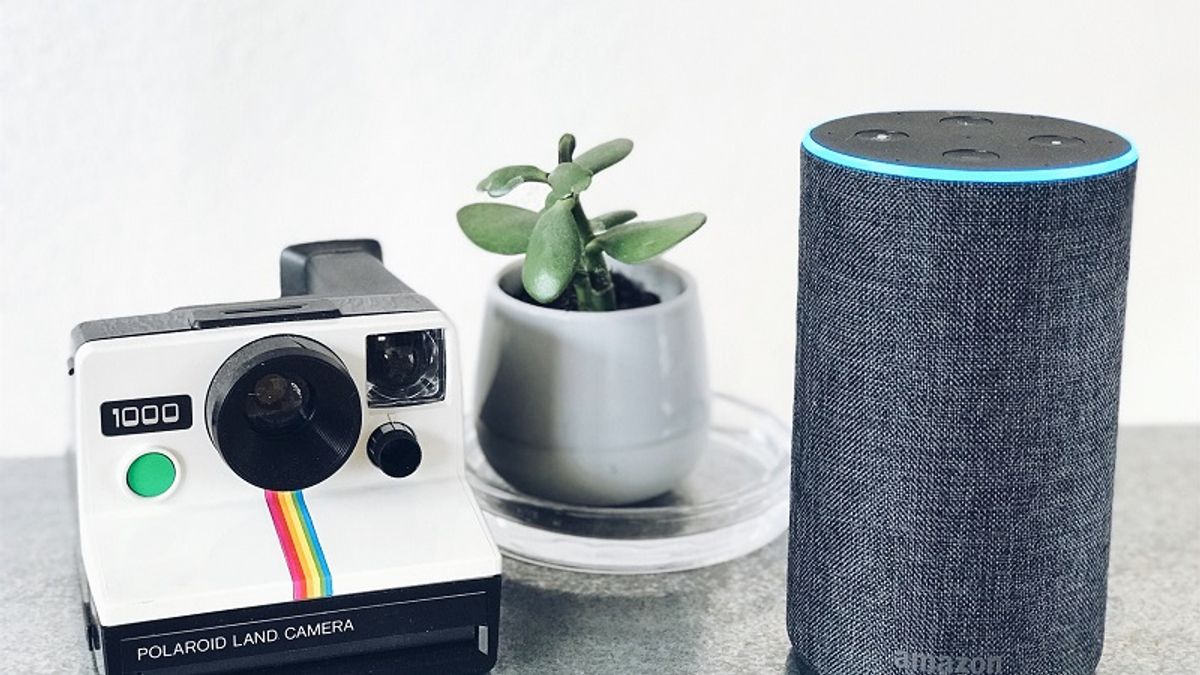 電商亞馬遜傳開發能感知人類情感的穿戴型裝置,預計結合語音助理Amazon Alexa,滿足用戶當下的預測要求。(圖/Status Quack on Unsplash) 電商亞馬遜傳開發能感知人類情感的穿戴型裝置,預計結合語音助理Amazon Alexa,滿足用戶當下的預測要求。(圖/Status Quack on Unsplash)