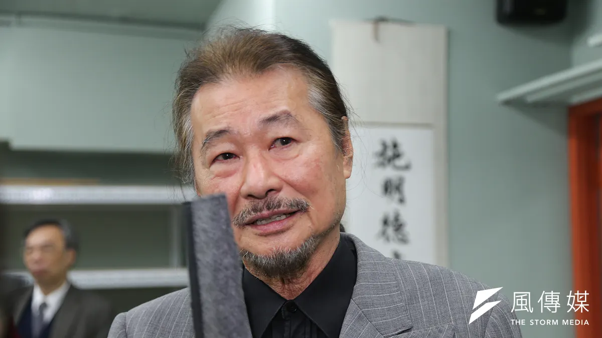 前民進黨主席施明德昨(29)日上午11時至檔案局調閱美麗島事件相關檔案,懷疑他的自白書遭到偽造。(資料照,陳明仁攝) 前民進黨主席施明德昨(29)日上午11時至檔案局調閱美麗島事件相關檔案,懷疑他的自白書遭到偽造。(資料照,陳明仁攝)