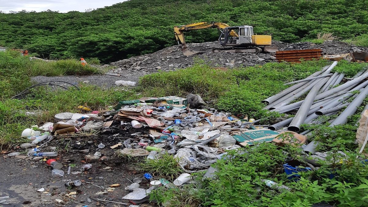 調查局28日動員新北市調查處等13個外勤處站及百餘名調查人員,同步於北、中、南、東等地查緝破壞國土保育案件,搜索業者營業處所16處,並約談犯罪嫌疑人40人。圖為台東案。(調查局提供) 調查局28日動員新北市調查處等13個外勤處站及百餘名調查人員,同步於北、中、南、東等地查緝破壞國土保育案件,搜索業者營業處所16處,並約談犯罪嫌疑人40人。圖為台東案。(調查局提供)