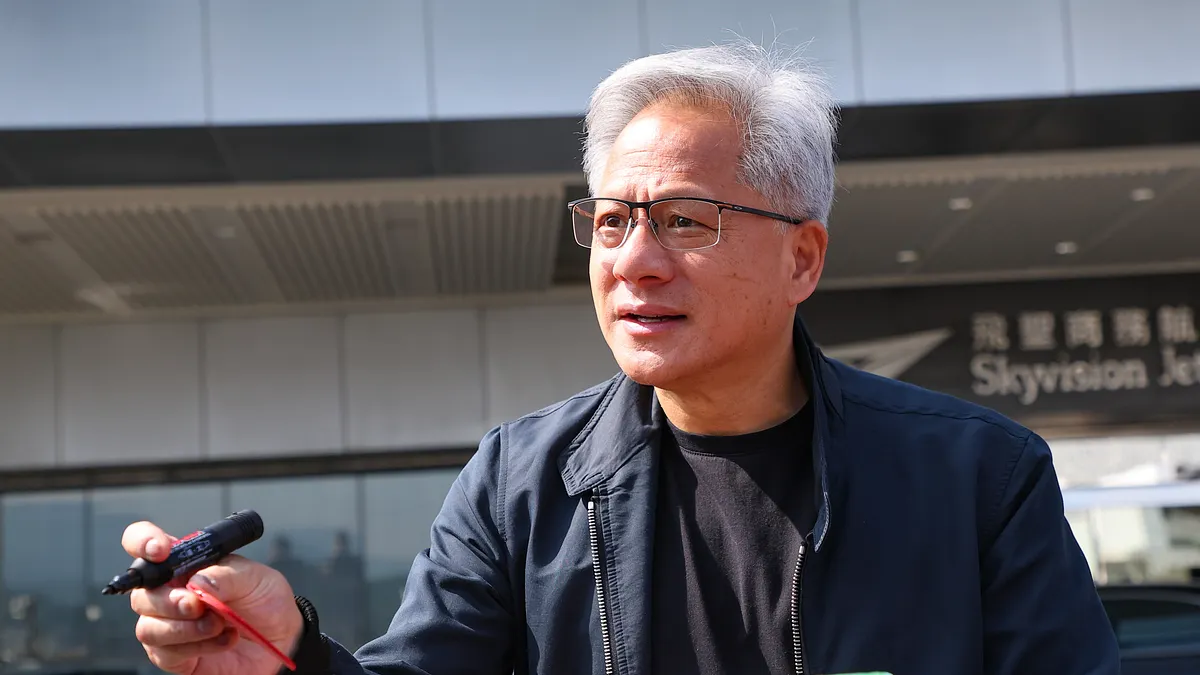 輝達執行長黃仁勳的一舉一動都牽動AI產業走向。(資料照,顏麟宇攝) 輝達執行長黃仁勳的一舉一動都牽動AI產業走向。(資料照,顏麟宇攝)