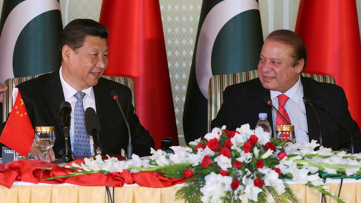 習近平與夏立夫。(美聯社) 習近平與夏立夫。(美聯社)