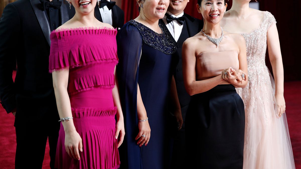 韓流席捲全世界,南韓電影《寄生上流》獲得奧斯卡最佳影片獎。(AP) 韓流席捲全世界,南韓電影《寄生上流》獲得奧斯卡最佳影片獎。(AP)