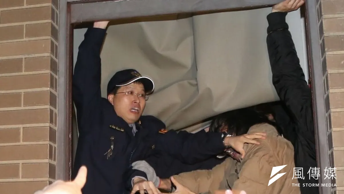 行政院發言人孫立群表示,院長江宜樺辦公室並未被群眾攻入破壞,因此沒有機密外洩的問題。(吳逸驊攝)