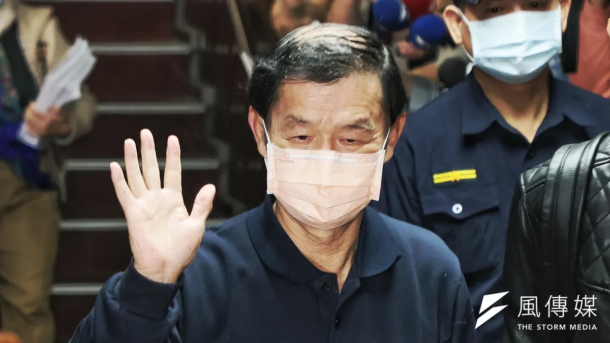 前台北市副市長彭振聲於7月1日因京華城案出庭,不料卻突然接到妻子輕生噩耗,情緒崩潰。(資料照,柯承惠攝) 前台北市副市長彭振聲於7月1日因京華城案出庭,不料卻突然接到妻子輕生噩耗,情緒崩潰。(資料照,柯承惠攝)