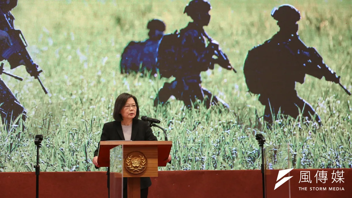 軍方頻頻出事,三軍統帥有事嗎?(顏麟宇攝)